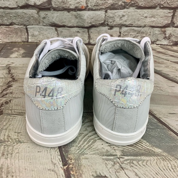 P448 John Sneakers Low Top Lace Up Iridescent White Beige Sz 35 EU/ 5-5.5 US - Picture 5 of 16